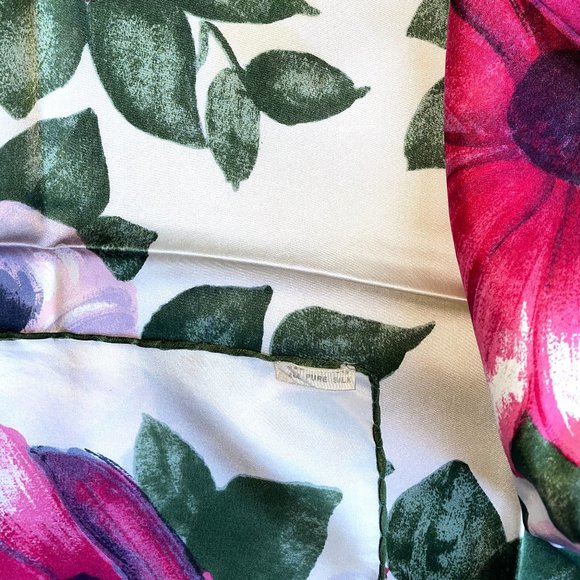 Floral vintage silk 100% scarf - Picture 3 of 3
